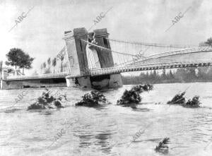 El puente colgante de Andrezieux sobre Lore, Destruido por la crecida del río