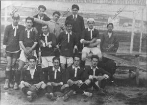 El Racing de Santander durante un entrenamiento en 1913