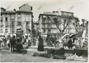 Puestos y tenderetes en el «martes» que desapareció de Zocodover