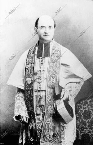 El cardenal Amette de cuyo fallecimiento ha Sido dado cuenta la prensa de París