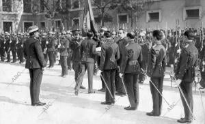 Jura de la bandera Verificada ayer Mañana, por los Nuevos Alféreces Alumnos de...