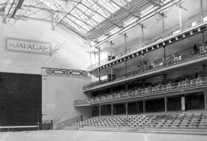 Parte de la Hermosa cancha del nuevo Fronton jai Alai Construido bajo la...