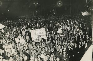La plaza de atocha ocupada totalmente por el público Vitoreaba sin cesar al...