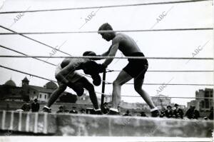 Los campeones Ricardo AlÍs e Hilario Martínez durante un combateFoto: Vidal