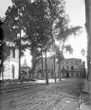 La Plaza Julián Romea es uno de los lugares con más tránsito de la ciudad de...