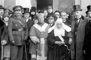 La superiora del hospital sor Gumersinda Ecos de las Heras, en el acto de Serle...