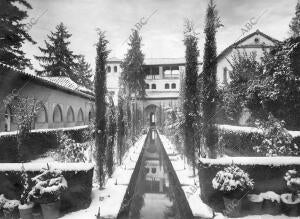 Generalife. Patio de la Alhambra