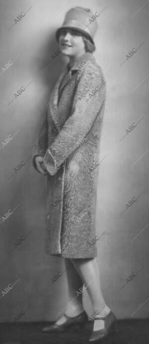En la Imagen, un abrigo de 1927