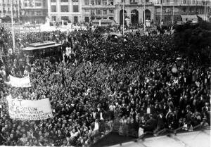 Manifestación Femenina por la movilización General