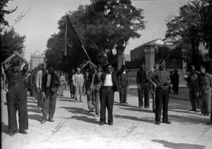 La instrucción militar de un batallón de Voluntarios recién Incorporados A las...