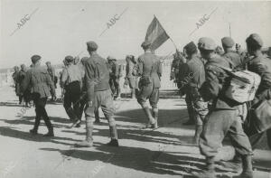 Fuerzas nacionales en la playa de Vinaroz
