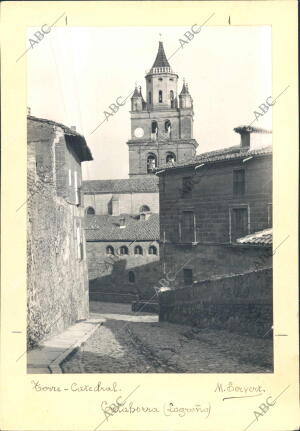 Calahorra. Vista de la torre de la Catedral