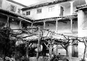 Patio del convento de Villanueva de la Jara