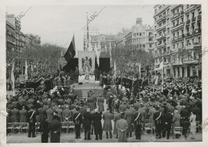 En la imagen, un momento de la misa de campaña celebrada en la Plaza de la...