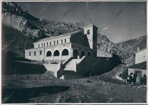 Iglesia parroquial de Villamanin