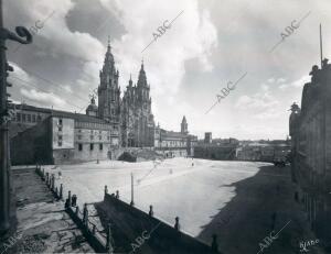 Plaza del hospital y fachada del Obradoiro