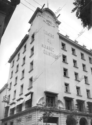 Vista parcial de la fachada del nuevo teatro de Álvarez Quintero -fecha...