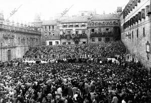 Miles de fieles en la apertura de Año Santo en Santiago de Compostela