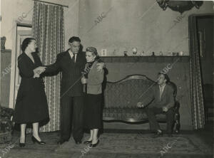 Tina Gasco, José Bodalo, Pilar Muñoz y Manolo Díaz, en una escena de la obra...