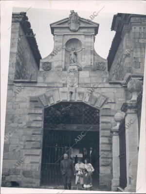 Entrada del antiguo hospital de san Juan