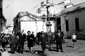 En la Imagen, en la plaza del cristo de los Faroles para ir A orar ante la...