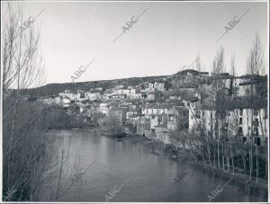 Vista de Trillo y del río