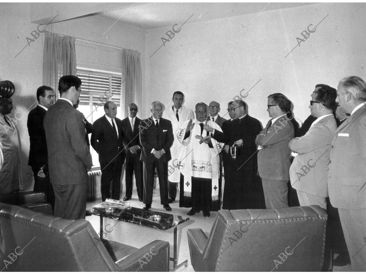 Inaugurado por camilo Alonso Vega Archivo ABC