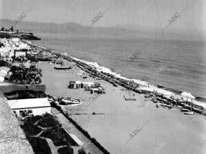 Playa de Montemar en el umbral de las Vacaciones, Torremolinos (Málaga)