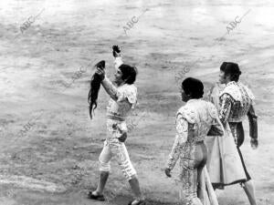 Sebastián Palomo Linares de la vuelta al ruedo con las, polémicas, dos orejas y...