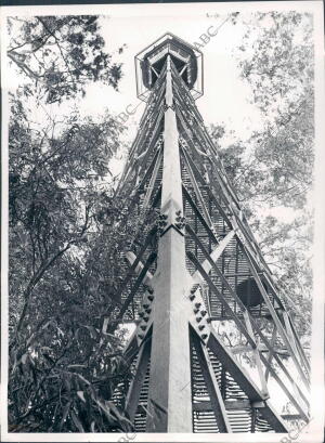 Torre en el coto de Doñana
