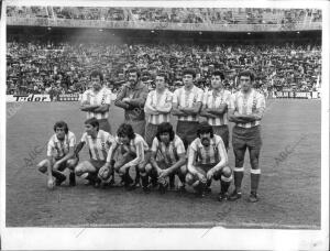 Formación del Málga C.F durante el partido Disputado en el Santiago Bernabeú en...