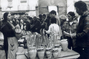 Era un jueves de diciembre de 1977, cuando el mercadillo más antiguo de Sevilla...