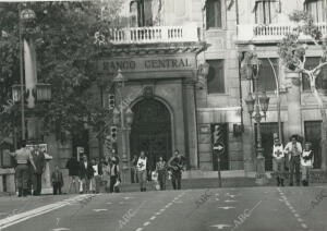 Los atracadores entraron el 23 de mayo a la sede, un edificio de siete plantas...