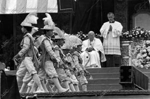 los Seises ante el papa Juan Pablo Ii
