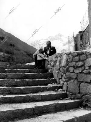 Don Manuel fraga Iribarne en el valle de Arán, durante la Precampaña electoral...
