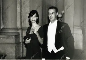 En la imagen, Sybilla a su llegada a la cena de gala en el Palacio Real