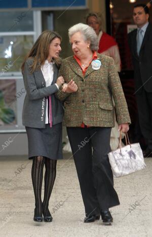 Con la asistencia de su Alteza Real Doña Sofia y La Princesa de Asturias Doña...