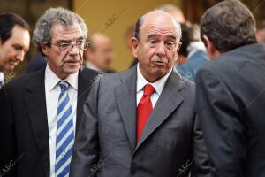 Emilio Botín (D) y cesar Alierta durante la recepción que el presidente del...