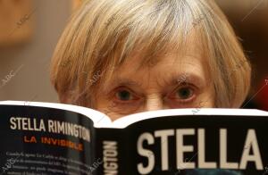 Entrevista a Stella Rimington, autora del libro «La Invisible»