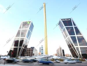 Imagen del Obelisco de Calatraba,situado en Plza Castilla