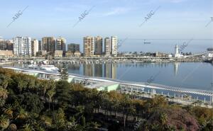 Vistas del puerto de Málaga