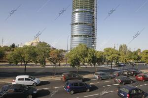 La torre Pelli y el Tráfico