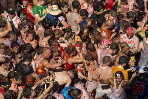 mikel ponce.....buñol.....valencia.......27-8-2014.......Tomatina 2014.archdc