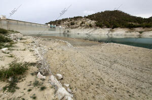 Embalse de amadorio con muy poca capacidad de agua FotoJuan Carlos Soler archdc