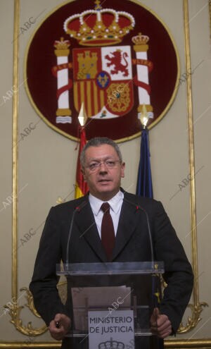 Dimision del ministro de justicia Alberto Ruiz Gallardon
