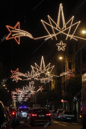 Iluminación Navideña en la avenida de Roma en León