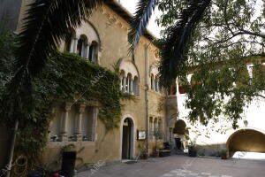 Iglesia Evangélica Alemana, Sita en castellana 6