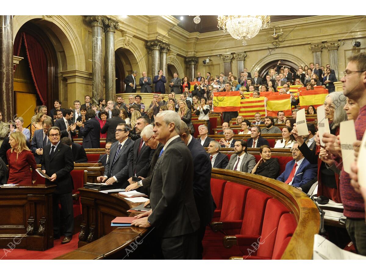 Votación Del Proceso De Desconexión De España En El Parlamento De Cataluña Archivo Abc 4245