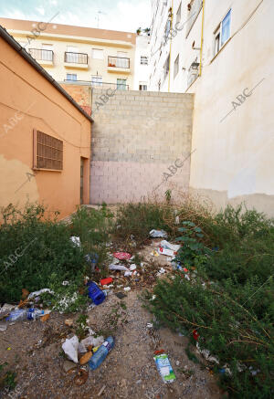 Restos de basura en la Calle