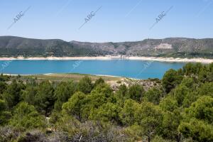 Embalse de Buendía del río Tajo